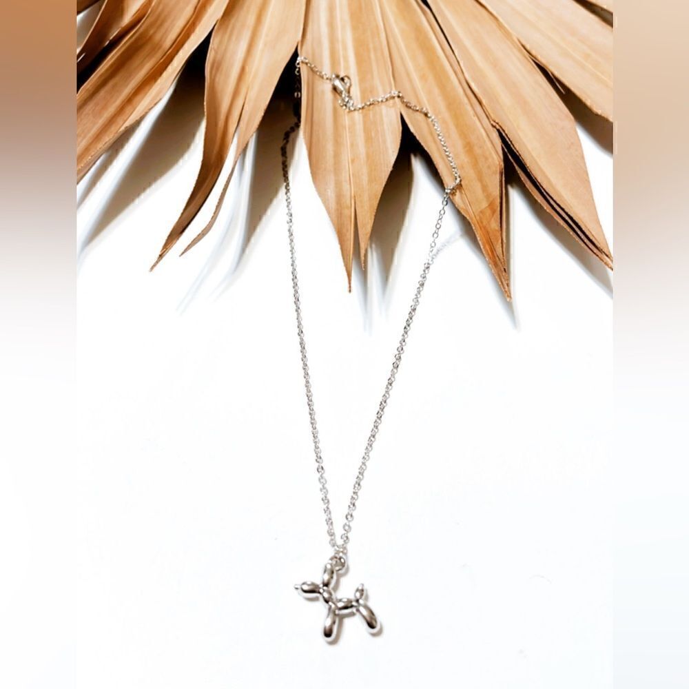 Silver ballon dog necklace  F8